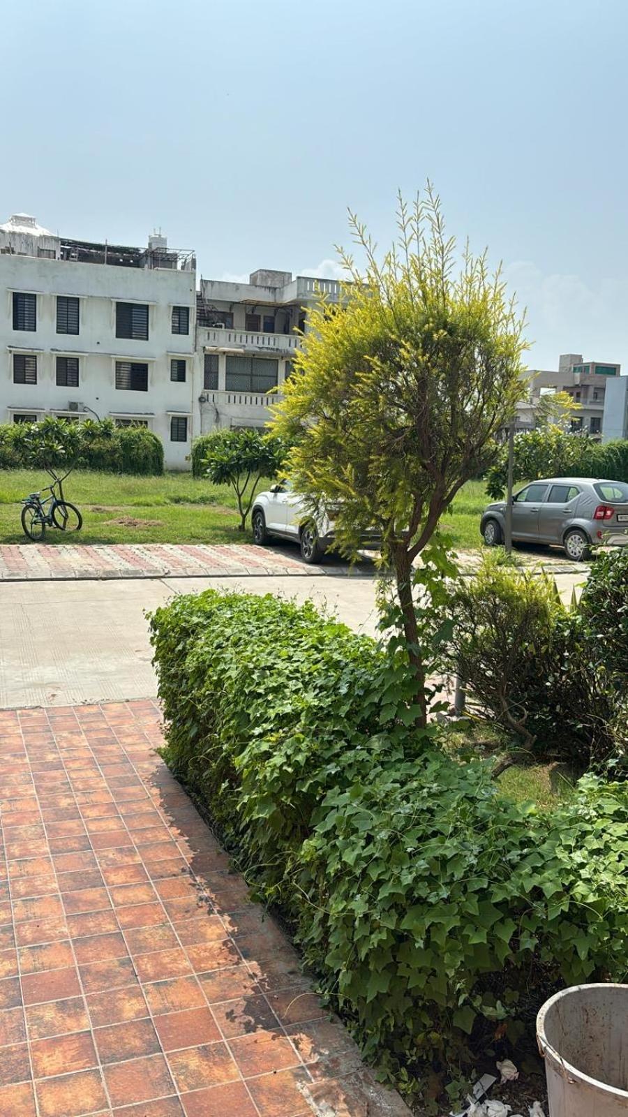 Pearl Suites At Omex Entrenity Vrindāvan 外观 照片